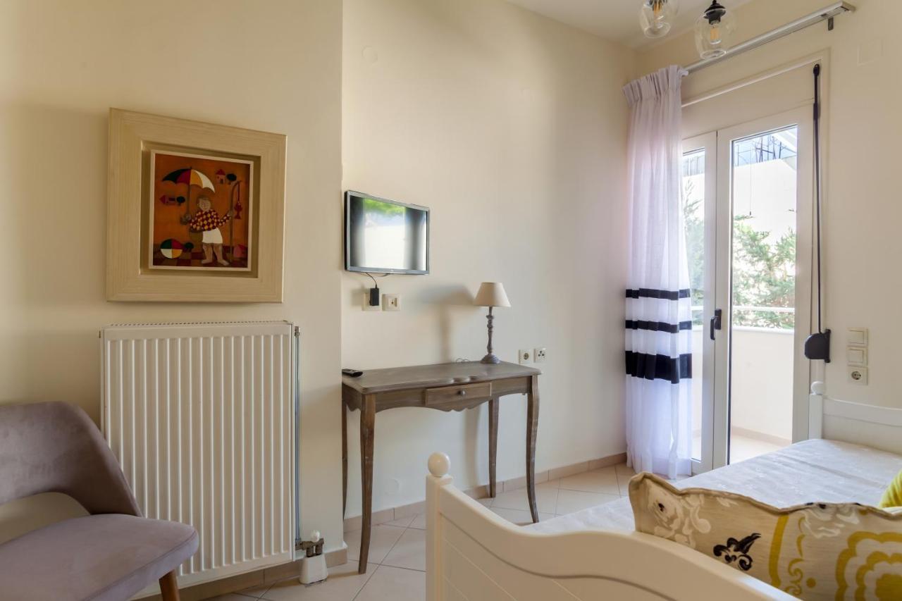 Stylish & Luxury Apartment - Self Check In - Free Parking Iraklion Buitenkant foto