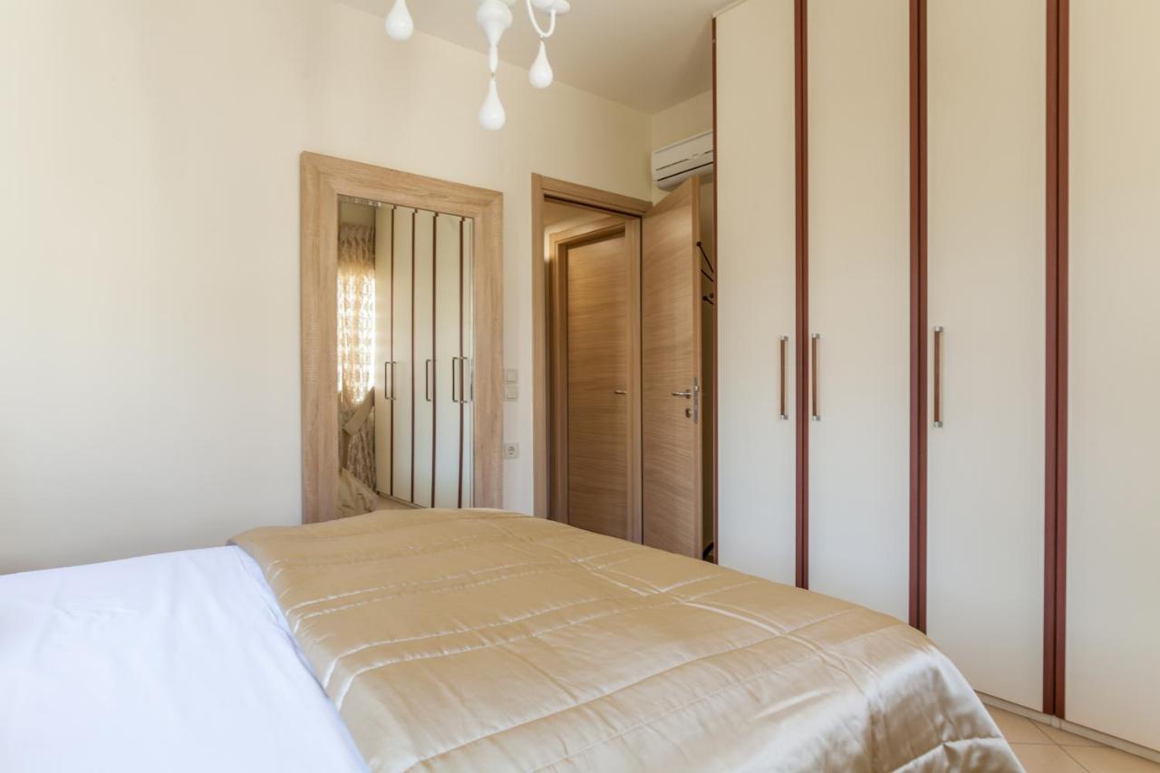 Stylish & Luxury Apartment - Self Check In - Free Parking Iraklion Buitenkant foto